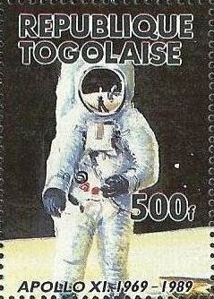 Colnect-5588-359-Astronaut-on-moon.jpg