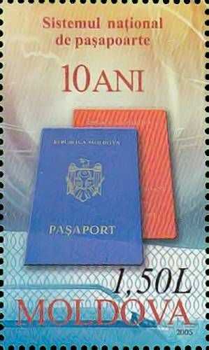 Colnect-3176-974-Moldovan-Passports-for-Citizens-and-Non-Citizens.jpg