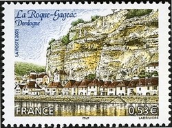 Colnect-574-561-La-Roque-Gageac---Dordogne.jpg