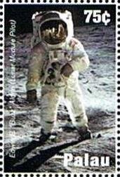 Colnect-5872-365-Edvin--Buzz--Aldrin-on-Moon.jpg