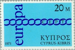 Colnect-172-247-EUROPA-CEPT-1971---Chains.jpg