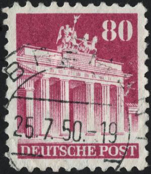 Colnect-5388-529-Brandenburg-Gate.jpg