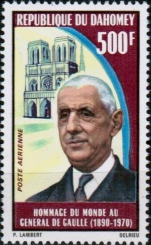 Colnect-2640-781-de-Gaulle-as-old-man-and-Notre-Dame-Cathedral.jpg