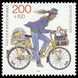 Stamp_Germany_1995_Briefmarke_Postzustellerin.jpg