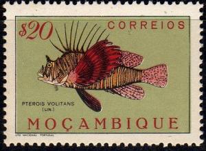 Colnect-594-958-Red-Lionfish-Pterois-volitans.jpg