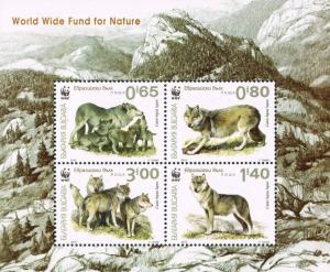 Colnect-3226-685-Gray-Wolf-Canis-lupus-lupus.jpg