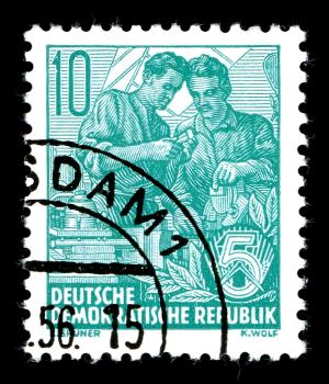 Stamps_GDR%2C_Fuenfjahrplan%2C_10_Pfennig%2C_Buchdruck_1953%2C_1957.jpg