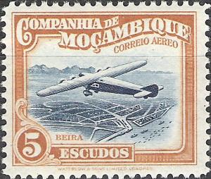 Colnect-2312-892-Airplane-over-Beira.jpg