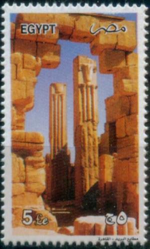Colnect-4475-801-Temple-of-Karnak.jpg
