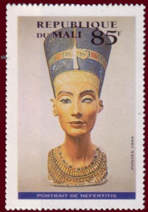 Colnect-1732-130-Bust-of-Nefertiti.jpg