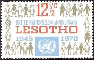 Colnect-2864-037-UN-emblem-and-people.jpg