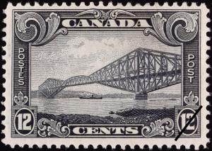 Colnect-725-479-Quebec-Bridge.jpg