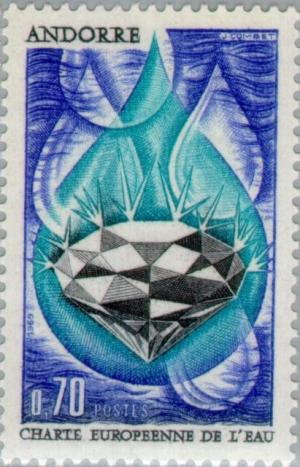 Colnect-141-857-Water-drop-with-the-largest-diamond.jpg