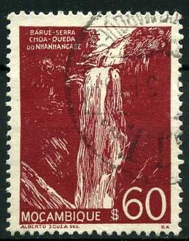 Colnect-1327-539-Waterfalls-in-Nhanghangare.jpg