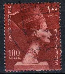 Colnect-1009-559-Queen-Nefertiti.jpg