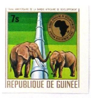 Colnect-549-198-African-Elephant-Loxodonta-africana-Pipeline.jpg