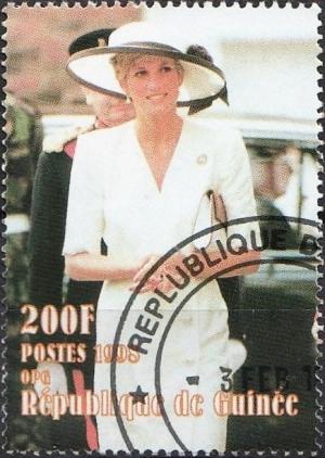 Colnect-4676-686-Diana-in-white-dress-with-broad-brimmed-hat.jpg
