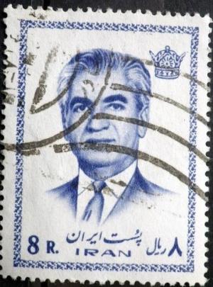 Colnect-1956-317-Mohammad-Rez%C4%81-Sh%C4%81h-Pahlav%C4%AB-1919-1980.jpg